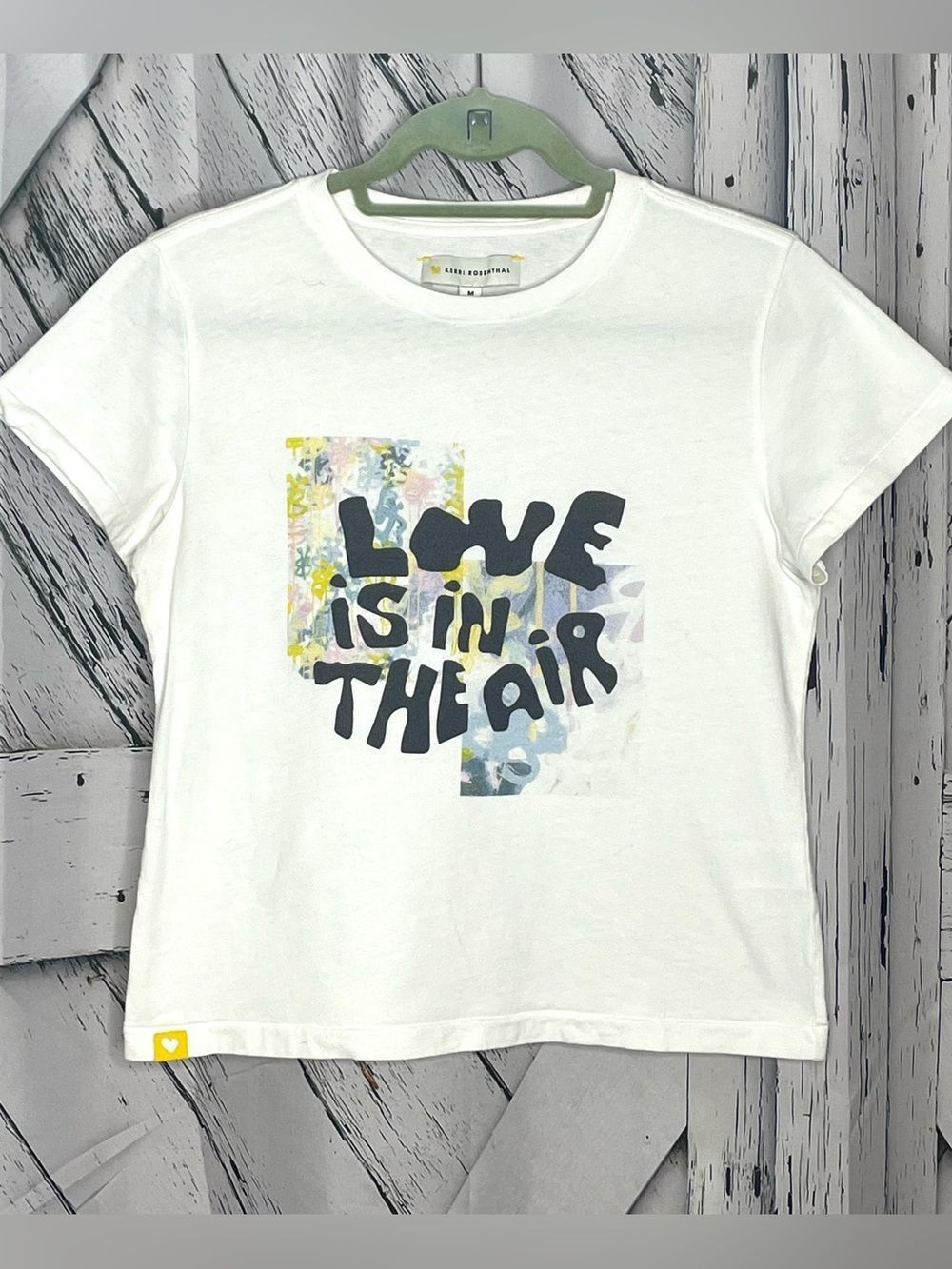 Kerri Rosenthal Love Is In The Air Graphic T-Shirt M